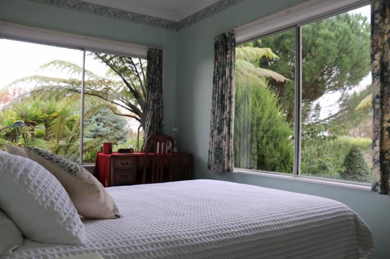 English Cherry Tree Manor Tamahere Ngoại thất bức ảnh